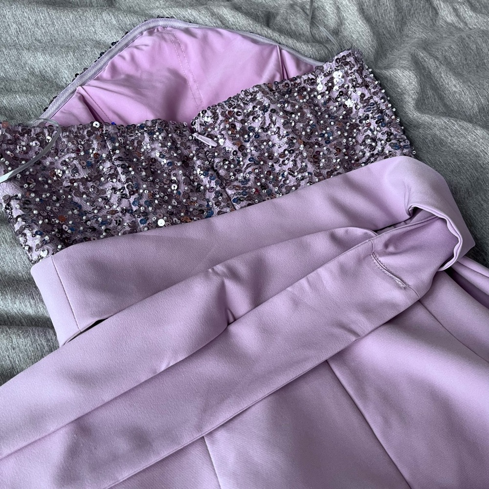 Lavish Alice: Sequin Bandeau Embellished Dress with BELT ๐ - Picture 5 of 14